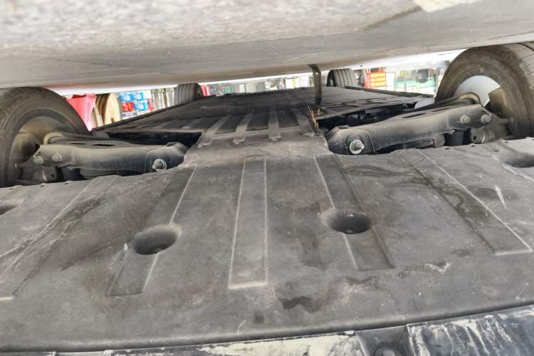 Used Roewe D7 2023 EV 510km Rear-Drive Flagship Edition Chassis Rear