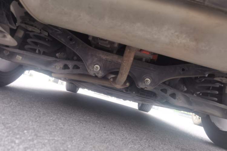 Used Roewe D7 2023 DMH 125km Excellence Edition Chassis Rear