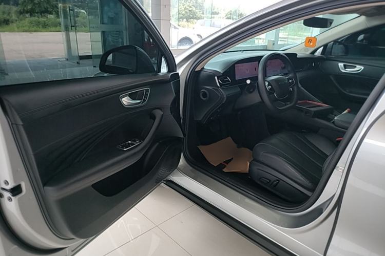 Used Roewe D7 2023 DMH 125km Superior Edition Driver Seat