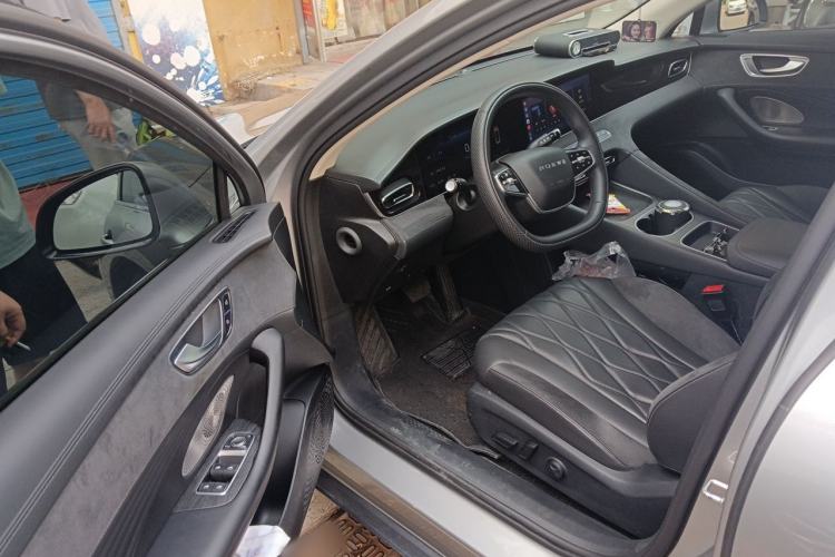 Used Roewe D7 2023 DMH 125km Excellence Edition Driver Seat