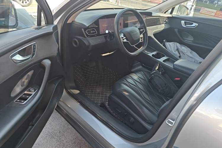 Used Roewe D7 2023 DMH 125km Flagship Edition Driver Seat