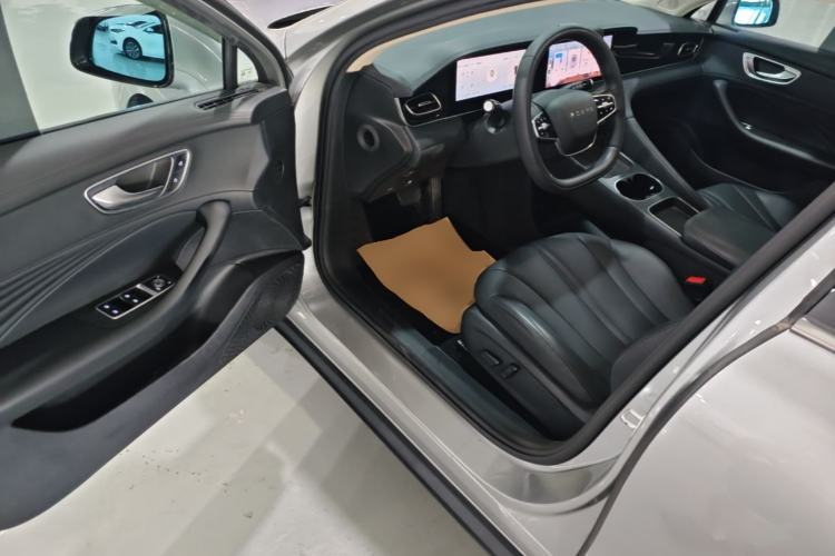 Used Roewe D7 2023 DMH 125km Superior Edition Driver Seat