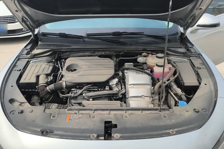 Used Roewe D7 2023 DMH 125km Superior Edition Engine Bay