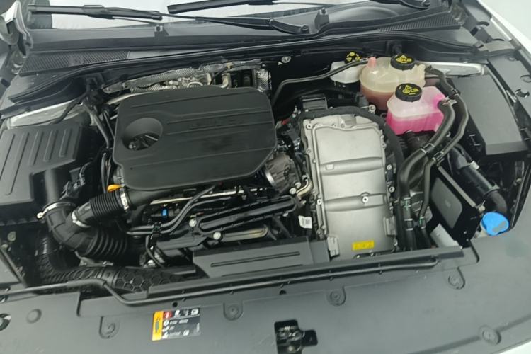 Used Roewe D7 2023 DMH 125km Flagship Edition Engine Bay