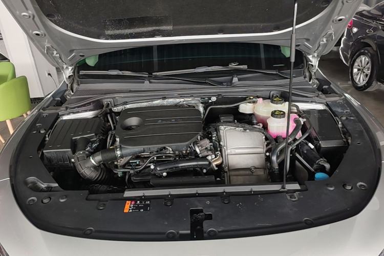 Used Roewe D7 2023 DMH 125km Flagship Edition Engine Bay