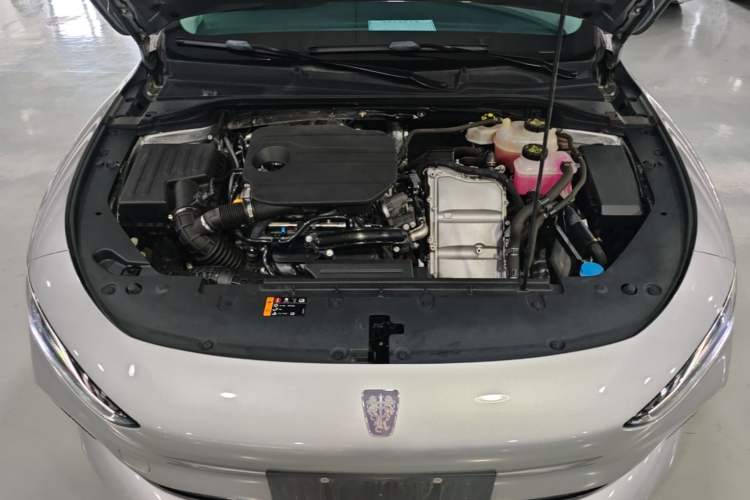 Used Roewe D7 2023 DMH 125km Superior Edition Engine Bay
