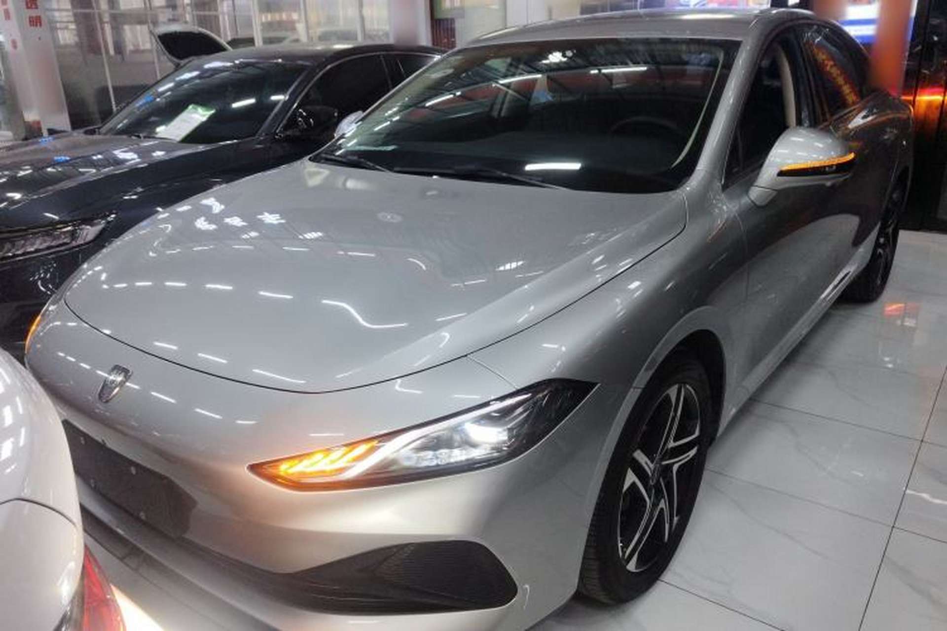 Used Roewe D7 2023 DMH 125km Flagship Edition Exterior 1