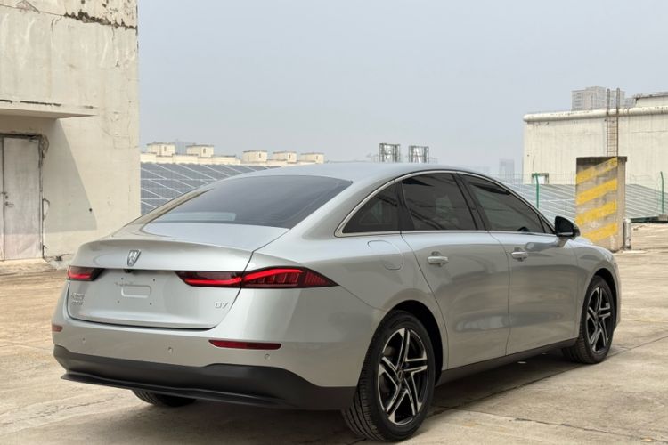 Used Roewe D7 2023 DMH 125km Flagship Edition Exterior 1