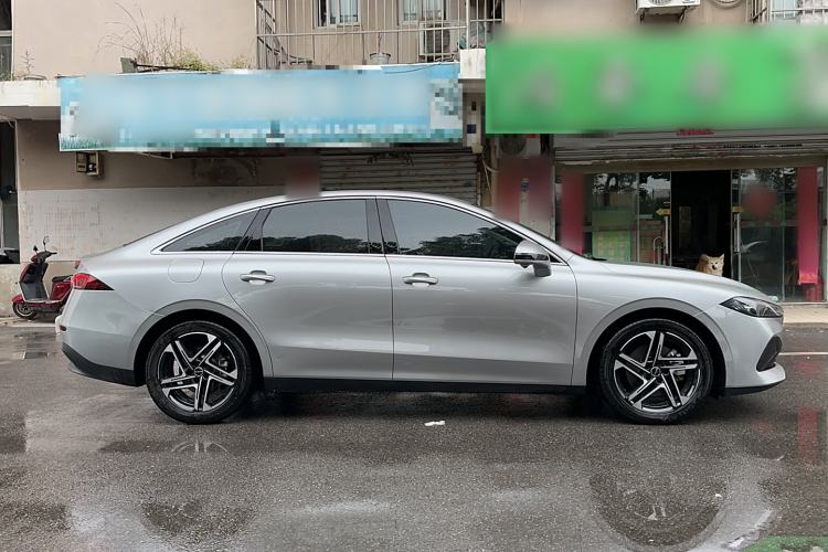 Used Roewe D7 2023 DMH 125km Excellence Edition Exterior 2