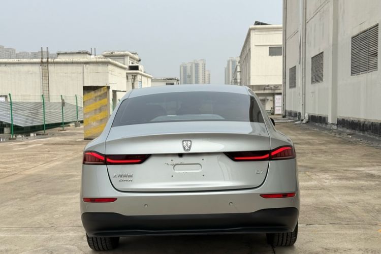 Used Roewe D7 2023 DMH 125km Flagship Edition Exterior 2