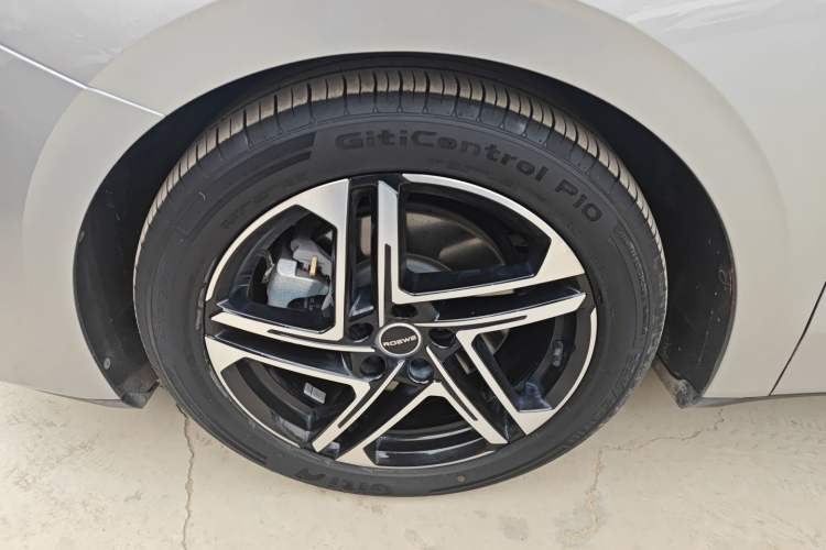 Used Roewe D7 2023 DMH 125km Flagship Edition Exterior 4
