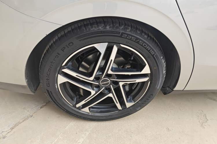 Used Roewe D7 2023 DMH 125km Flagship Edition Exterior 5