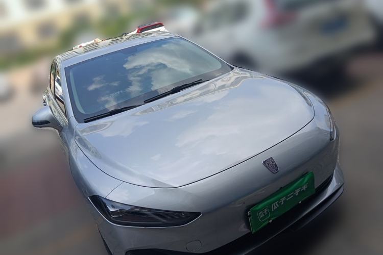 Used Roewe D7 2023 DMH 125km Excellence Edition Front Right 45 Deg
