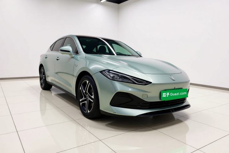 Used Roewe D7 2023 DMH 125km Flagship Edition Front Right 45 Deg