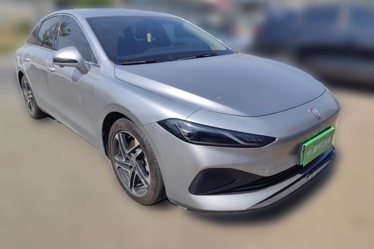 Used Roewe D7 2023 DMH 125km Excellence Edition Front Right 45 Deg