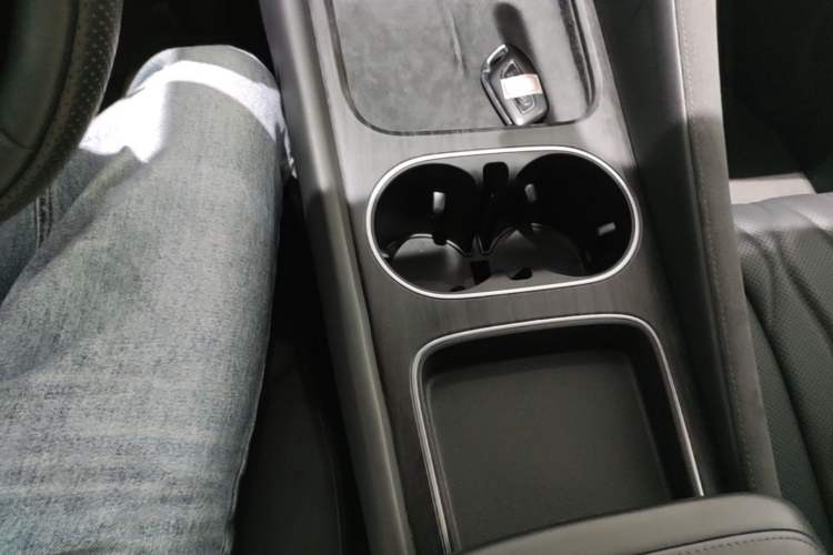 Used Roewe D7 2023 DMH 125km Flagship Edition Gear Lever