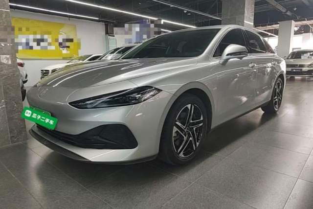 Roewe D7 2023 DMH 125km Flagship Edition usado