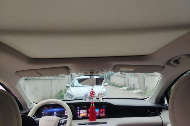 Used Roewe D7 2023 DMH 125km Excellence Edition Headliner