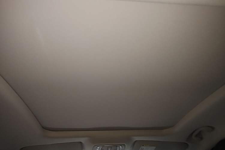 Used Roewe D7 2023 DMH 125km Flagship Edition Headliner