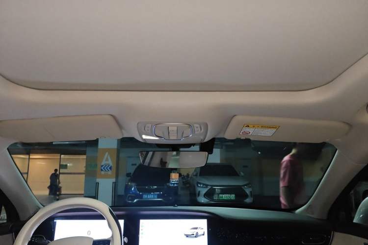 Used Roewe D7 2023 DMH 125km Excellence Edition Headliner