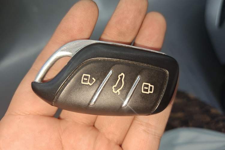 Used Roewe D7 2023 DMH 125km Flagship Edition Interior 1
