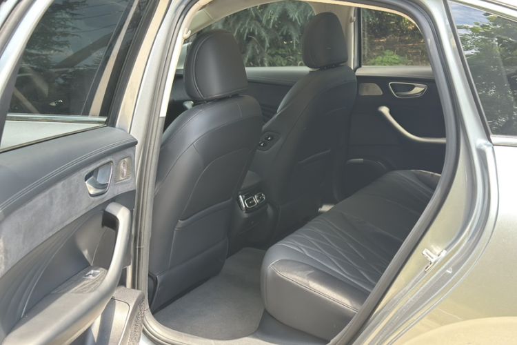 Used Roewe D7 2023 DMH 125km Flagship Edition Interior 2