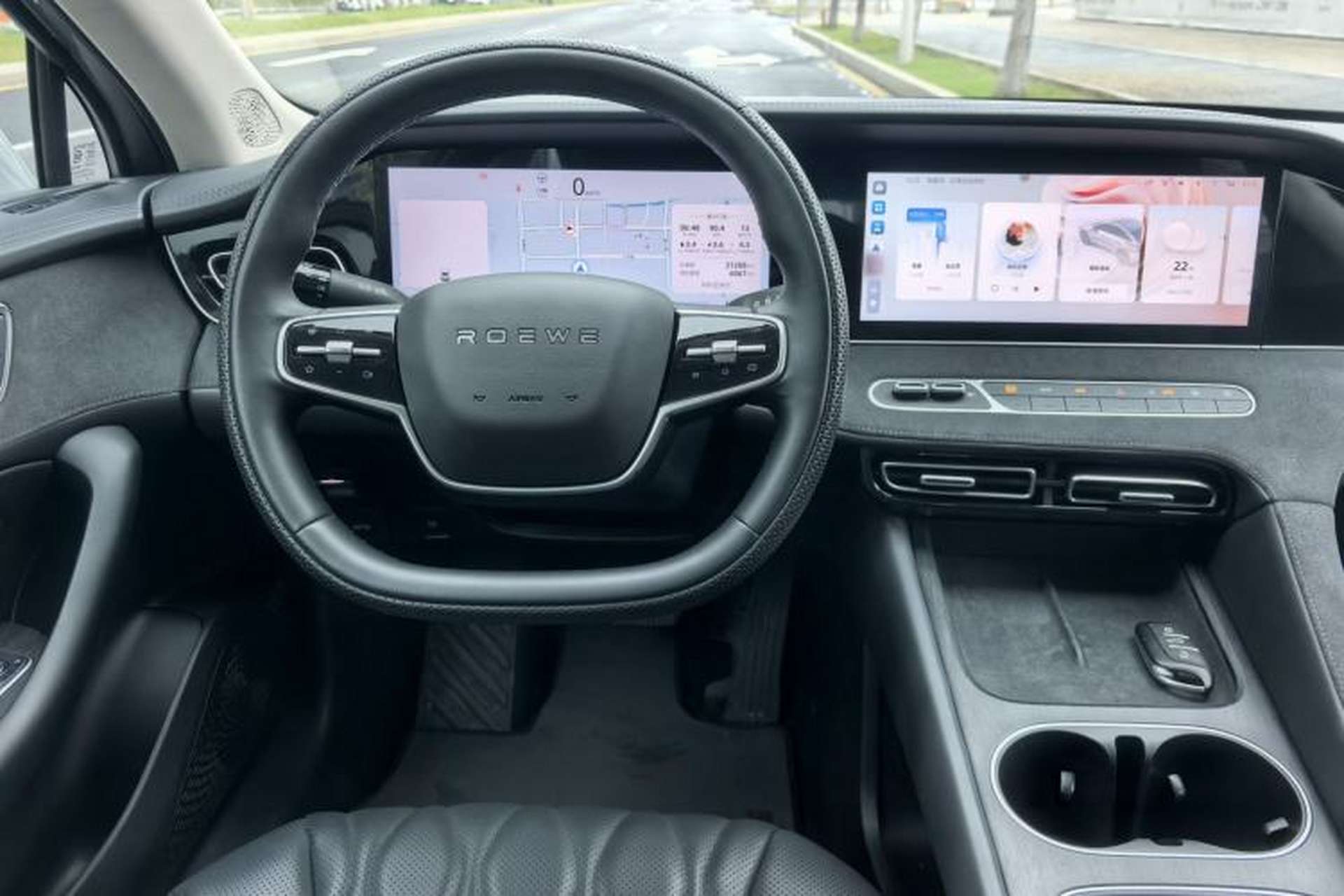 Used Roewe D7 2023 DMH 125km Flagship Edition Interior 3