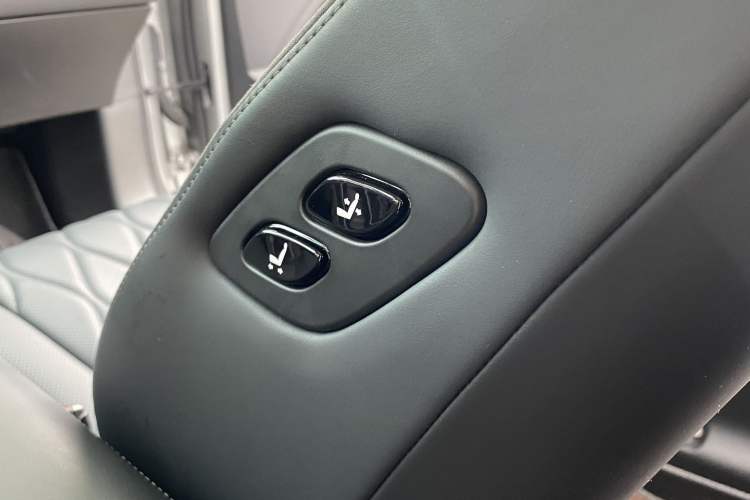 Used Roewe D7 2023 EV 510km Rear-Drive Flagship Edition Interior 5