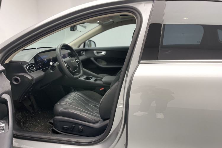 Used Roewe D7 2023 DMH 125km Excellence Edition Interior 6