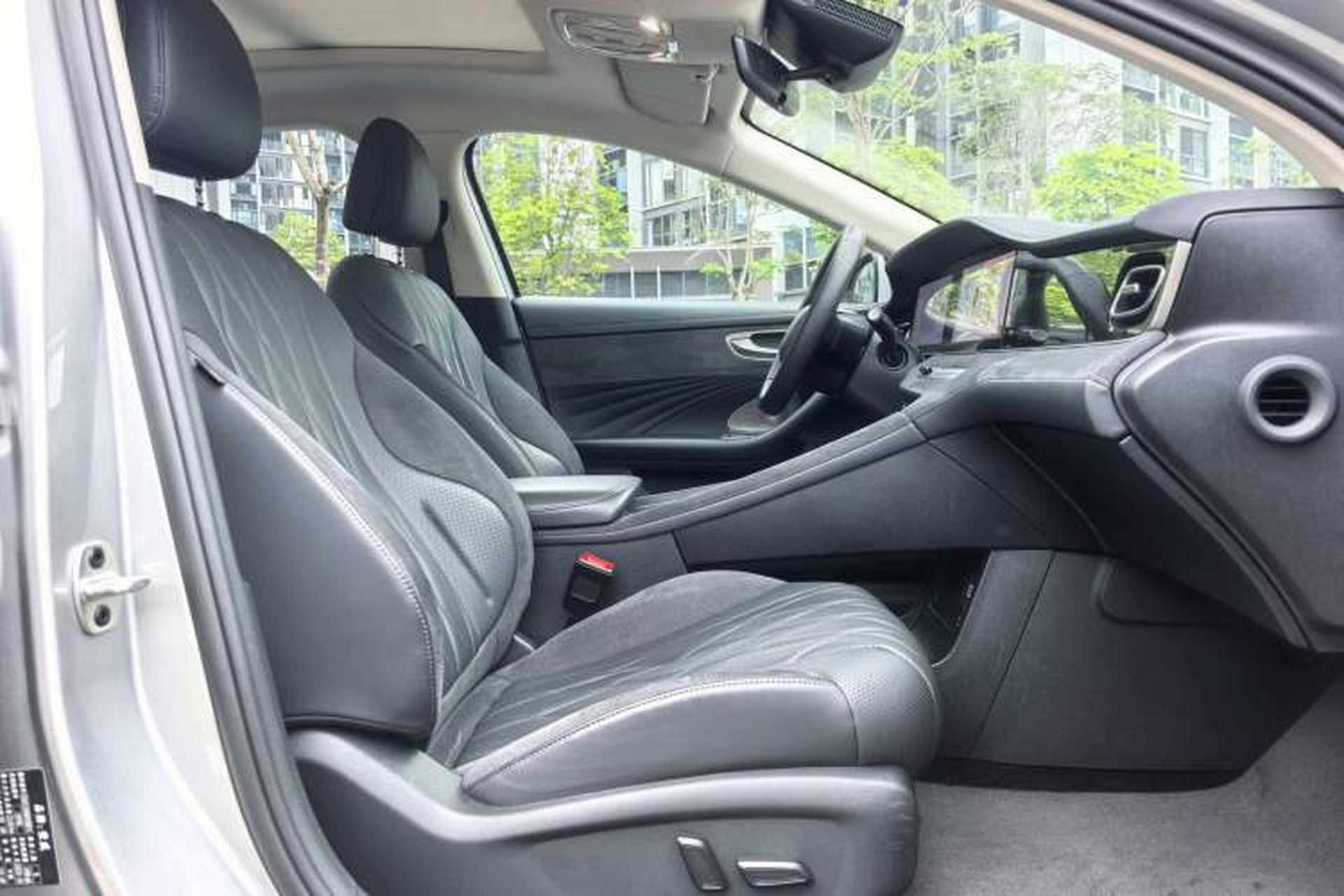 Used Roewe D7 2023 DMH 125km Flagship Edition Interior 7
