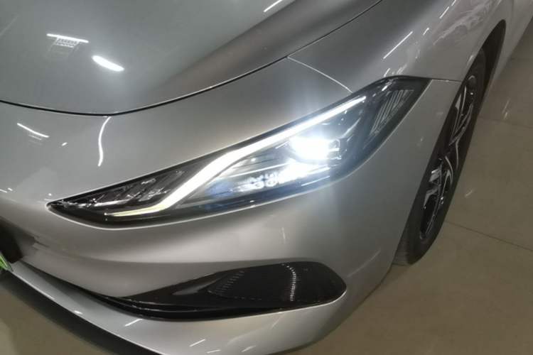 Used Roewe D7 2023 DMH 125km Flagship Edition Left Front Headlight