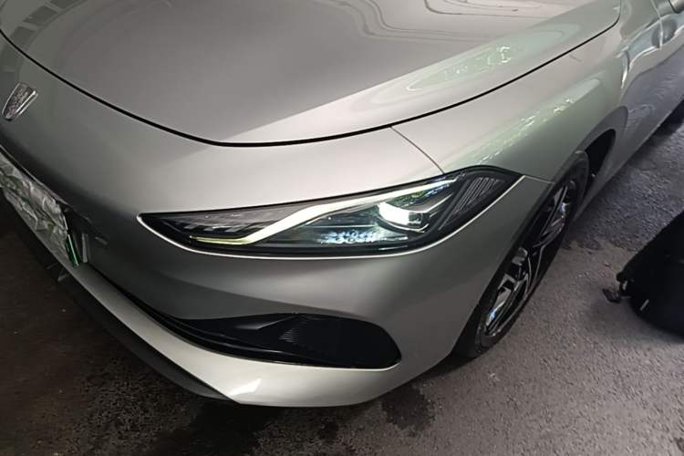 Used Roewe D7 2023 DMH 125km Flagship Edition Left Front Headlight