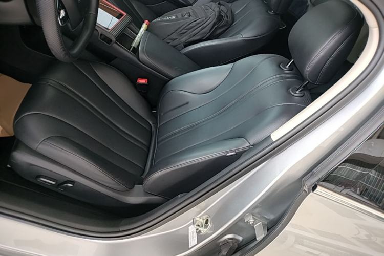 Used Roewe D7 2023 DMH 125km Superior Edition Left Front Seat