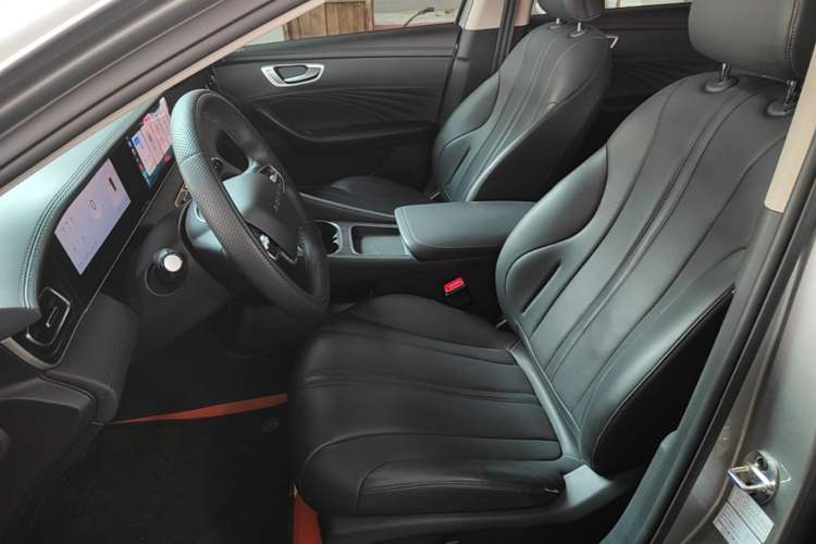 Used Roewe D7 2023 DMH 125km Superior Edition Left Front Seat