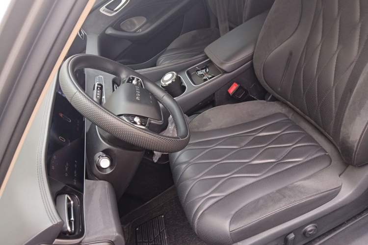 Used Roewe D7 2023 DMH 125km Excellence Edition Left Front Seat
