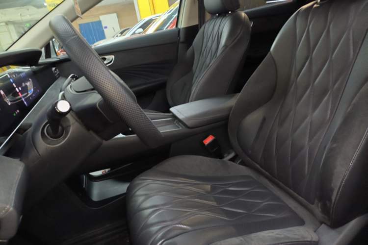 Used Roewe D7 2023 DMH 125km Excellence Edition Left Front Seat