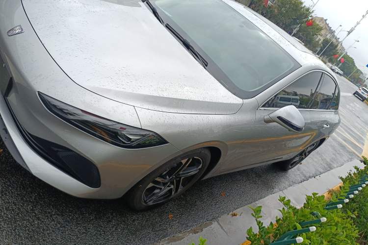 Used Roewe D7 2023 DMH 125km Excellence Edition Left Side