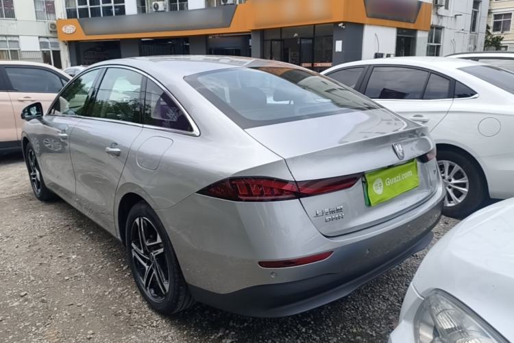 Used Roewe D7 2023 DMH 125km Flagship Edition Rear Left 45 Deg