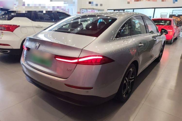 Used Roewe D7 2023 DMH 125km Flagship Edition Rear Right 45 Deg