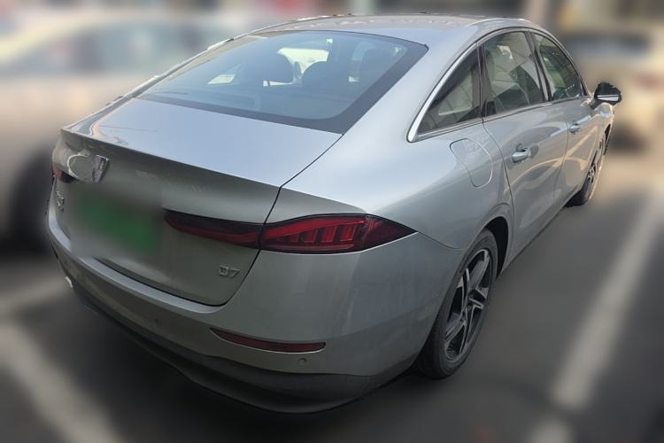 Used Roewe D7 2023 DMH 125km Flagship Edition Rear Right 45 Deg