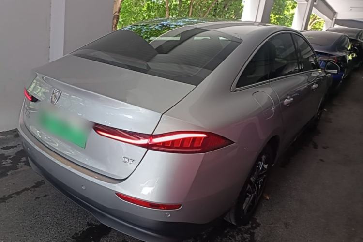 Used Roewe D7 2023 DMH 125km Flagship Edition Rear Right 45 Deg