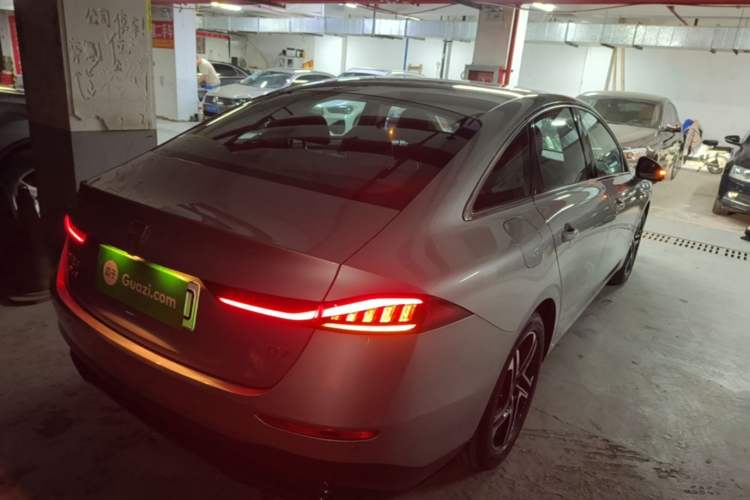 Used Roewe D7 2023 DMH 125km Flagship Edition Rear Right 45 Deg