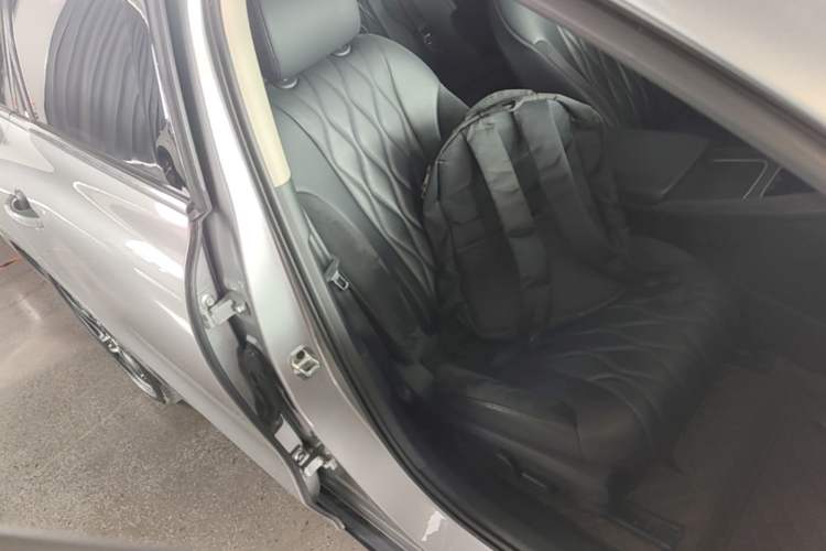 Used Roewe D7 2023 DMH 125km Flagship Edition Right Front Seat