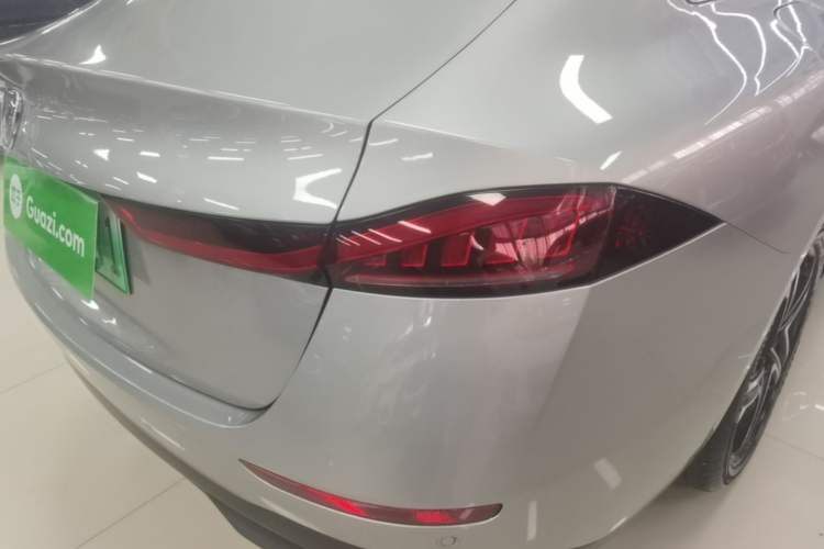 Used Roewe D7 2023 DMH 125km Flagship Edition Right Rear Taillight