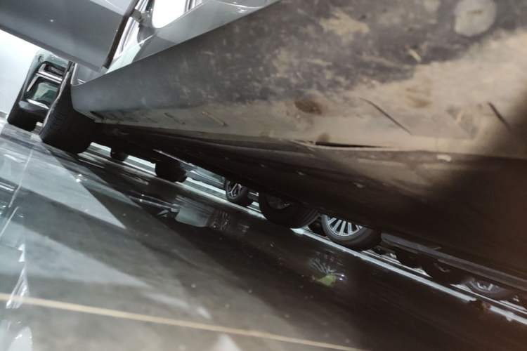 Used Roewe D7 2023 DMH 125km Flagship Edition Right Side Sill
