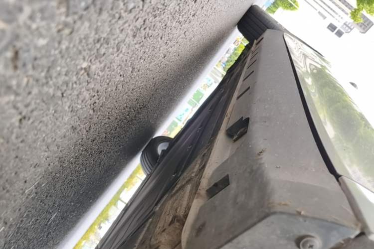 Used Roewe D7 2023 DMH 125km Flagship Edition Right Side Sill