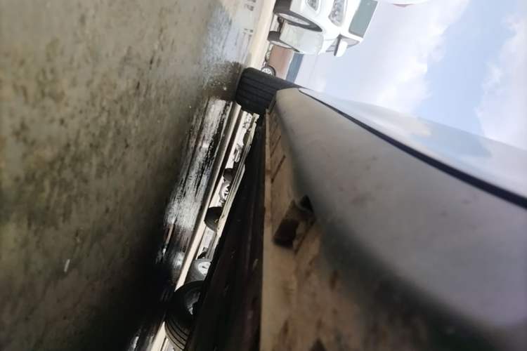 Used Roewe D7 2023 DMH 125km Flagship Edition Right Side Sill