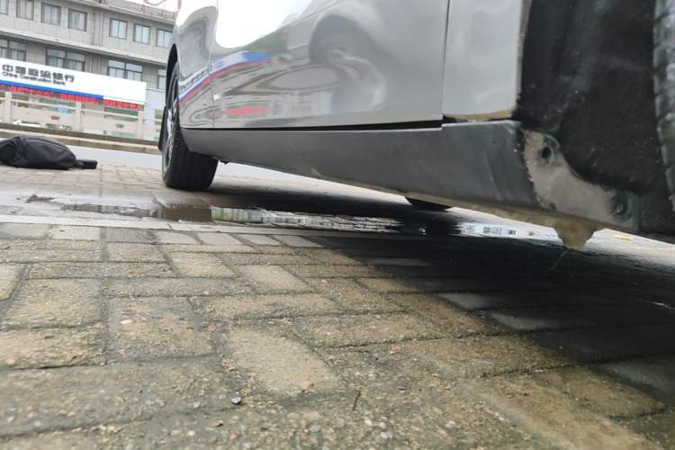 Used Roewe D7 2023 DMH 125km Excellence Edition Right Side Sill