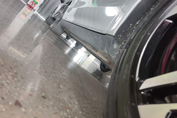 Used Roewe D7 2023 DMH 125km Flagship Edition Right Side Sill