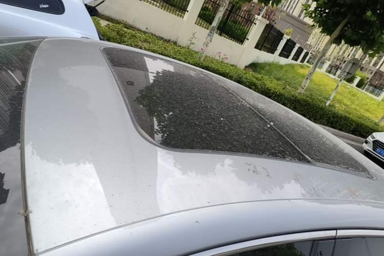Used Roewe D7 2023 DMH 125km Flagship Edition Roof